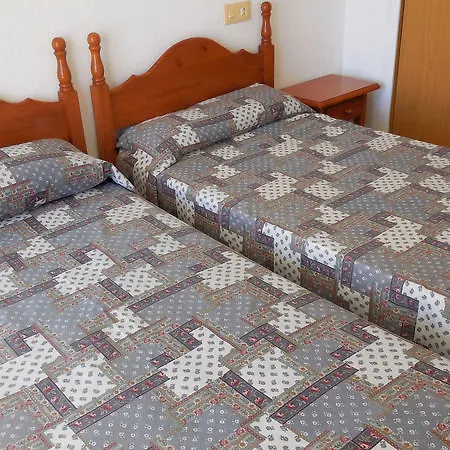 Varios 3000 ホテル 4*